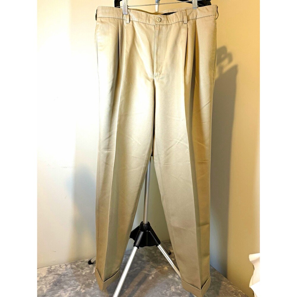 Savane Men’s Beige Size 36 Classic Fit Pleated Dress Pants Twill Pockets
